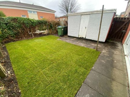 3 bedroom terraced house to rent - Photo 5