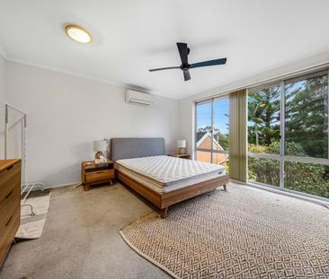 CLOSE TO EVERYTHING - Photo 4