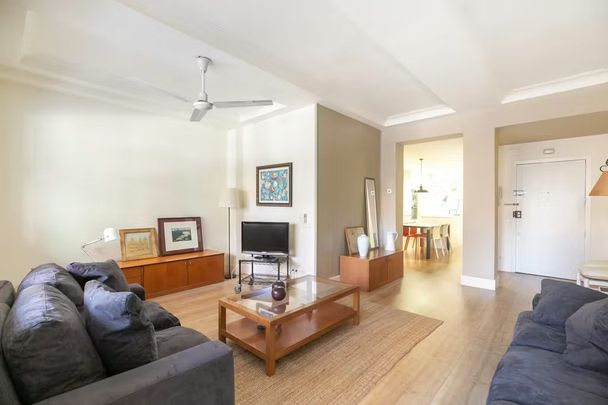 Carrer de Mandri, Barcelona, Catalonia 08022 - Photo 1