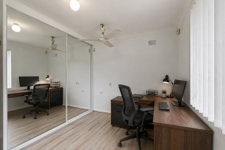 Conveniently Located Family Living - Photo 4