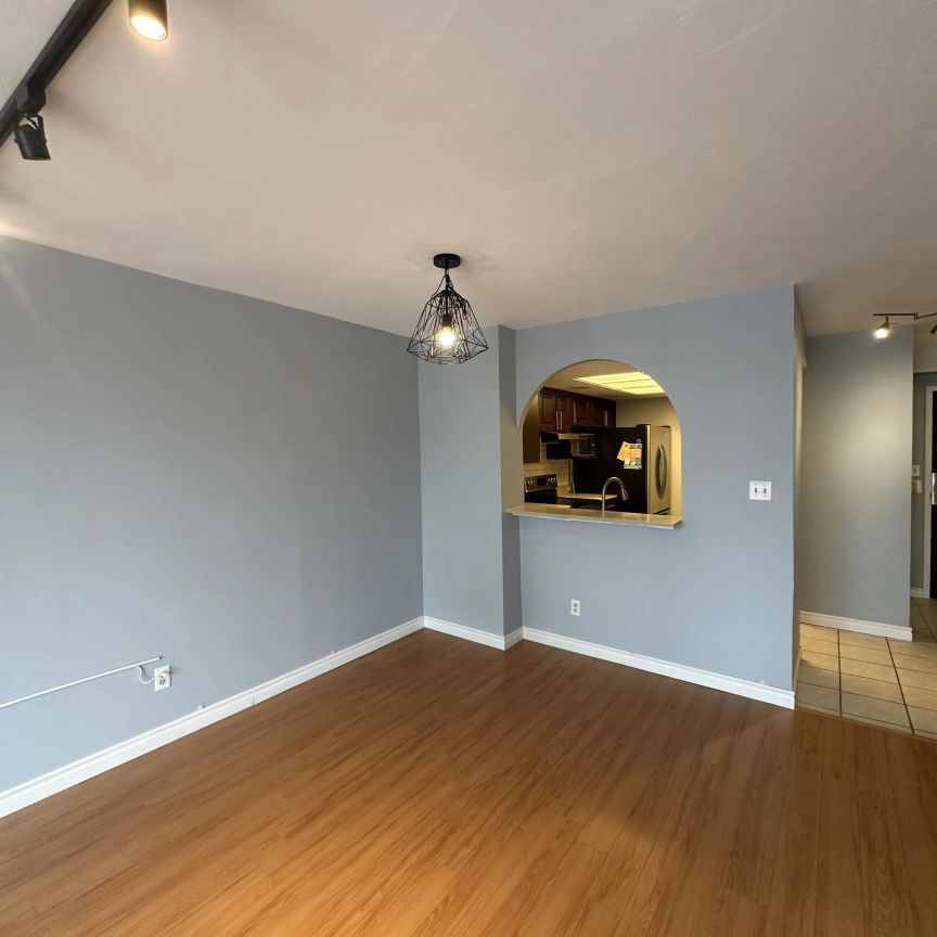 5765 Yonge Street #910 - Photo 1