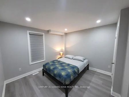 For Lease - 5595 WESLEY Place, Niagara Falls, Ontario - Photo 5