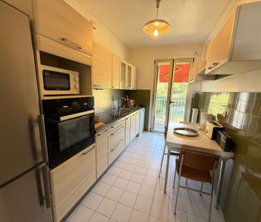 Appartement À Louer - Photo 2