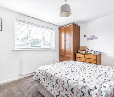 4 bedroom detached house to rent - Photo 6