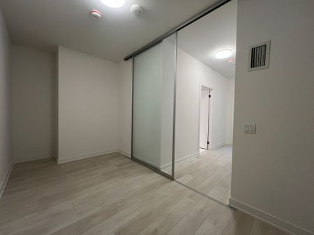 For Lease - 119 Broadway Avenue, Toronto, Ontario - Photo 3