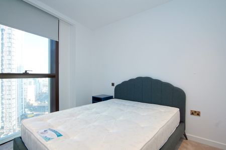 Block A, One Thames City, 8 Carnation Way, London, SW8 5FR - Photo 4