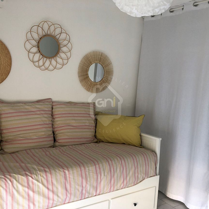 STUDIO ETUDIANT AVEC TERRASSE " NIMES DHUODA ", - Photo 1