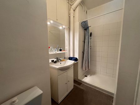 Location Appartement 1 pièce 26m² - Photo 4