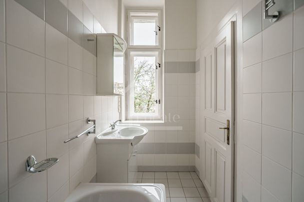 Pronájem bytu 2+kk 81 m² - Fotografie 1