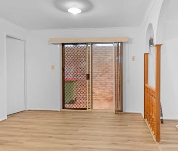 Low-Maintenance Brick Unit in Prime Centenary Heights Location - Photo 4