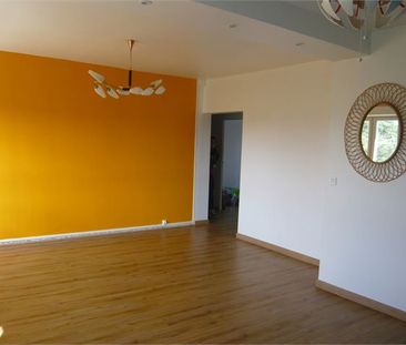 Location Appartement 4 pièces 66m² - Photo 3