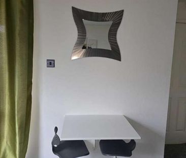 Melrose Apartment, Hathersage Road, Manchester, M13 - Photo 5