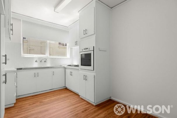 Large light filled unit in the perfect location - Photo 1