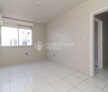 Apartamento com 2 quartos e 63m² para alugar em Cristal, Porto Alegre. - Foto 4