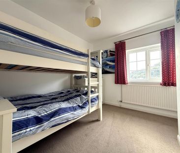 4 bedroom terraced house to rent - Photo 6