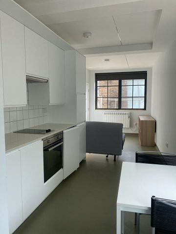 1 Bed Flat, Shrewsbury Court, EC1Y - Photo 2