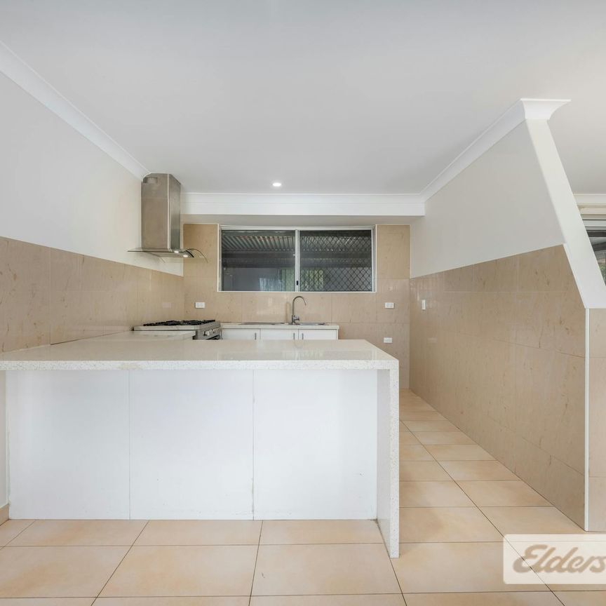 13 Cambridge Crescent - Photo 1