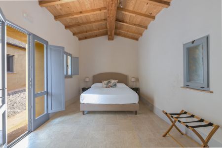 Single Family Home - Photo 5