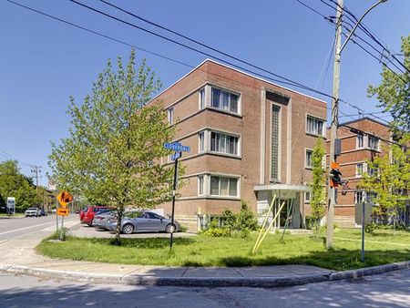 210 Av. Cloverdale - Photo 4