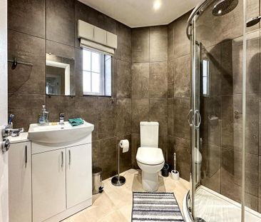 2 bedroom end of terrace house to rent - Photo 4