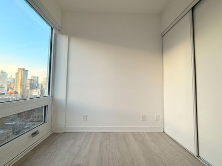 For Lease - 88 Queen Street Unit# 2210, Toronto, Ontario - Photo 4