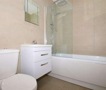 Queensway House, London Road, Redhill, Surrey, RH1 - Photo 5