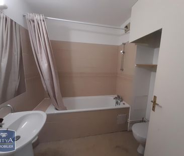 Location Appartement 1 pièce 33m² PAU 64000 - Photo 2