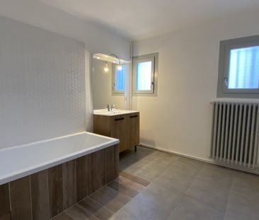 Location Appartement 4 pièces 110m² MONTPELLIER 34090 - Photo 4