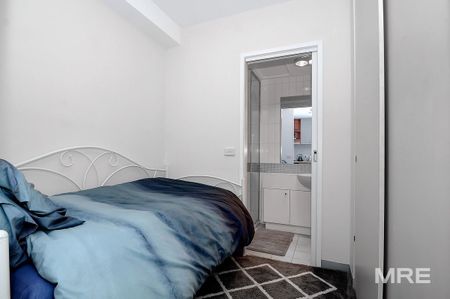 Student living in the heart of Windsor - Photo 3