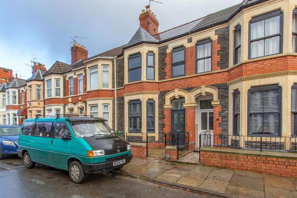 1 bedroom in a house share to rent - Photo 1