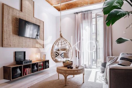 2 bedroom luxury Apartment for rent in Barcelona, Spain - Photo 3