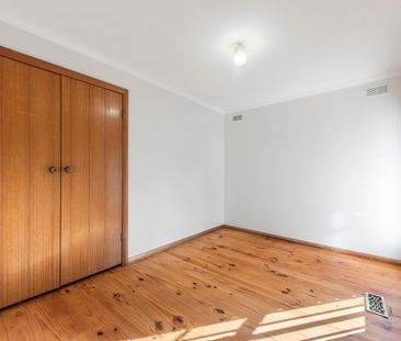 2/1 Broadhurst Avenue, Reservoir - Photo 2