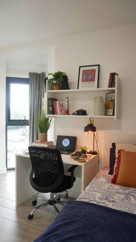 Essential Studio - Photo 2