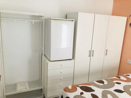 Carrer de Sicília, Barcelona, Catalonia 08013 - Photo 3