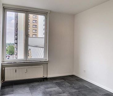 Appartement te huur in Wilrijk voor € 1.085 met 2 slaapkamers - Foto 3