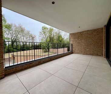 Luxueus app (131m²) met 2 slpk + bureau, terras en garagebox - Foto 1