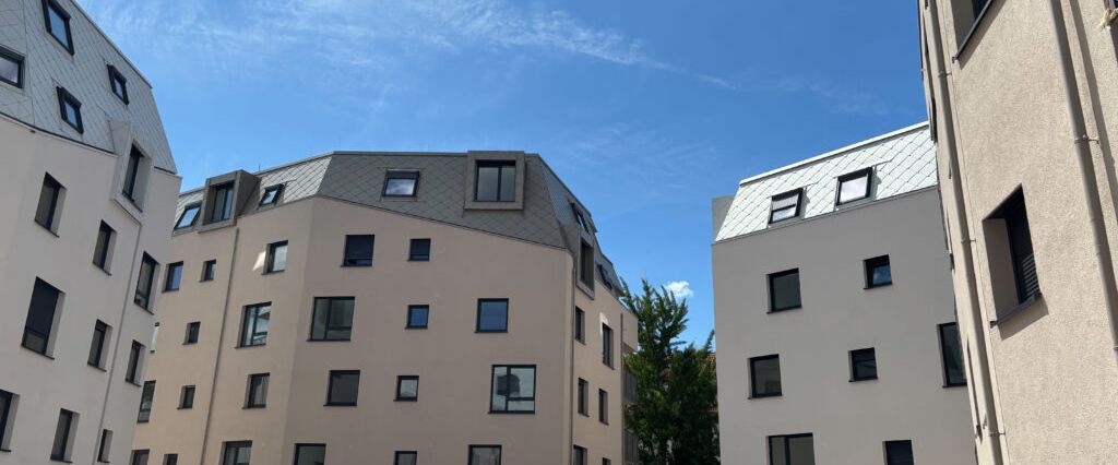 Erstbezug! Helle 2-Zimmer-Wohnung mit großzügiger Loggia - Photo 1