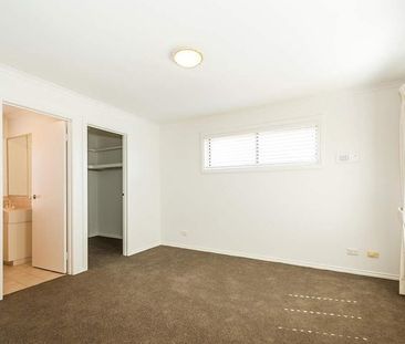 Unit 10/68 Fewster Road, Hampton. - Photo 4