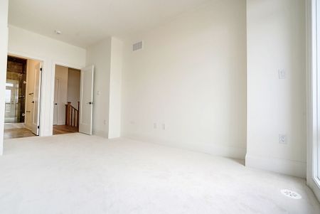 For Lease - 3295 Taha Gardens N/A, Oakville, Ontario - Photo 3