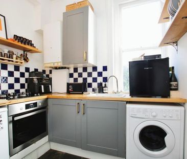 1 bedroom flat to rent - Photo 6