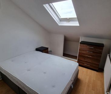 5 bedroom terraced house to rent - Photo 5