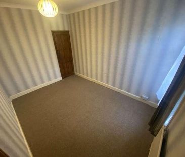 Clarence Road, Wisbech, PE13 - Photo 3