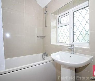 2 bedroom property to rent in Watford - Photo 6