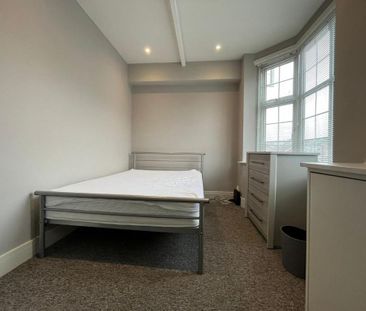 2 bedroom ground floor flat to rent - Photo 4