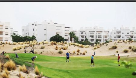 Piso de alquiler en Terrazas de la Torre Golf - Photo 2