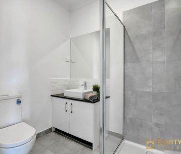 44 Cranberry Crescent, Manor Lakes, Vic 3024 - Photo 4