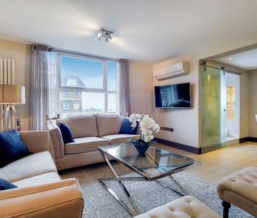 3 bedroom flat to rent - Photo 3