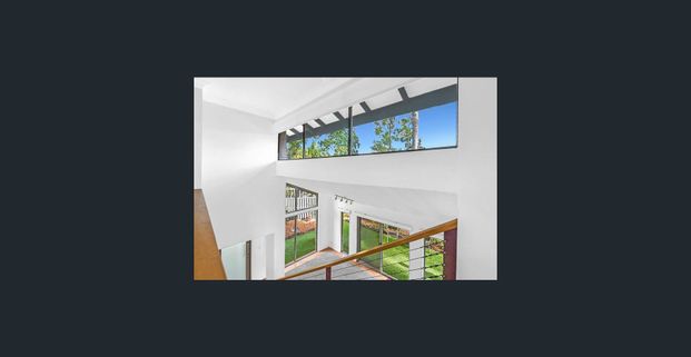 Large Furnished Villa – short term lease available - Photo 1