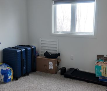 For Lease - 100 Willson Drive, Thorold, Ontario - Photo 4