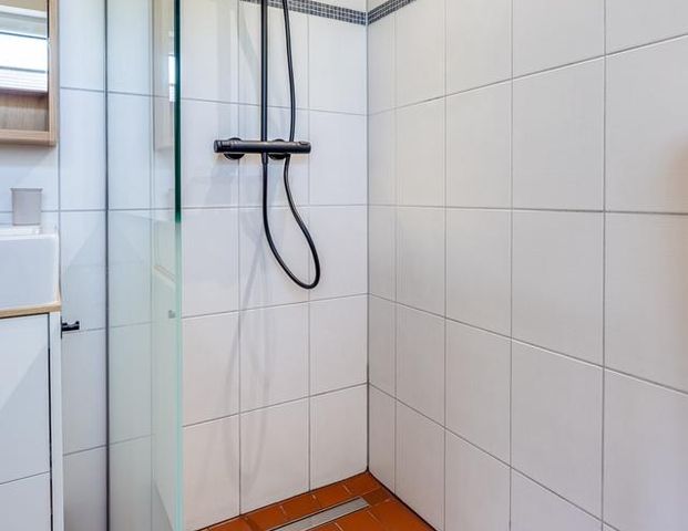 Voll möbliertes Häuschen (76qm) in ruhiger Stadtrandlage - Foto 1